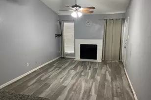 10075 Westpark Dr, Houston, TX 77042 - Photo 4