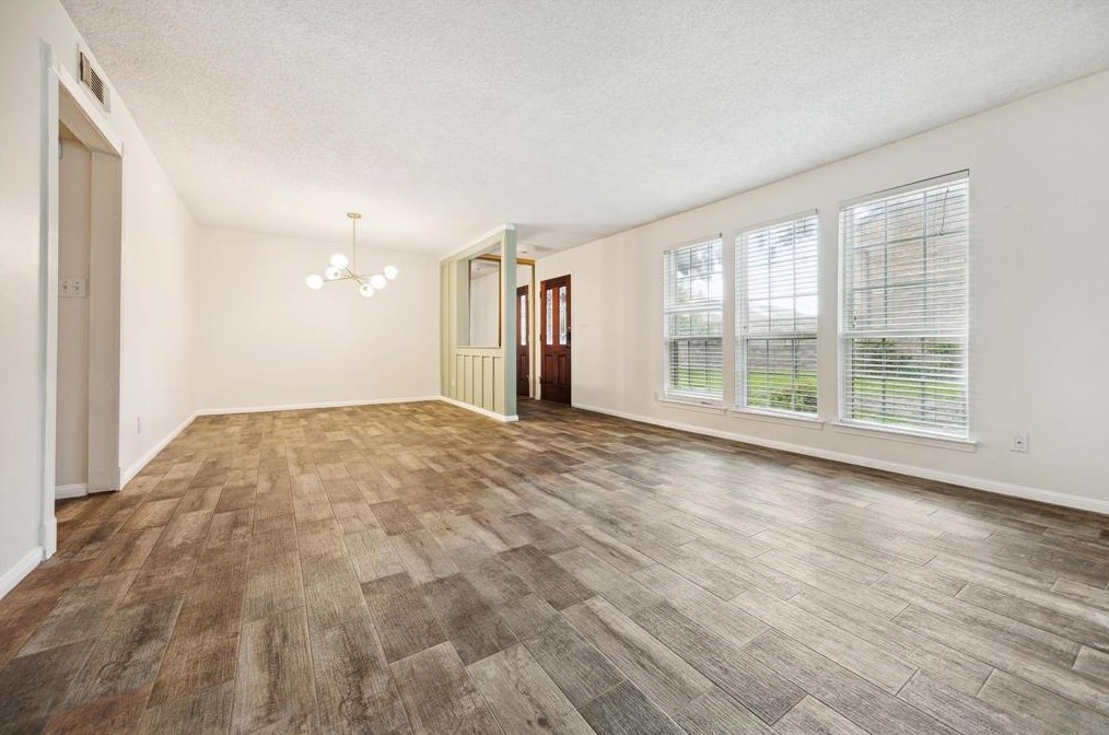 2261 Triway Ln #228, Houston, TX