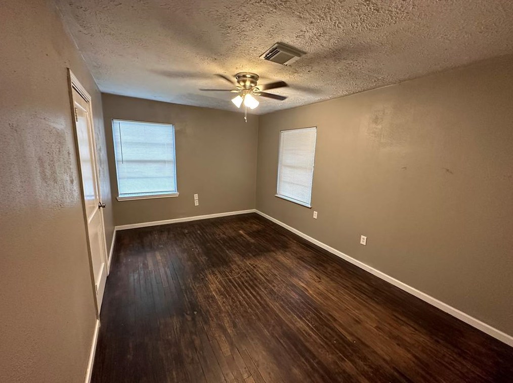 6117 Cavanaugh St, Houston TX  77021-3738 exterior