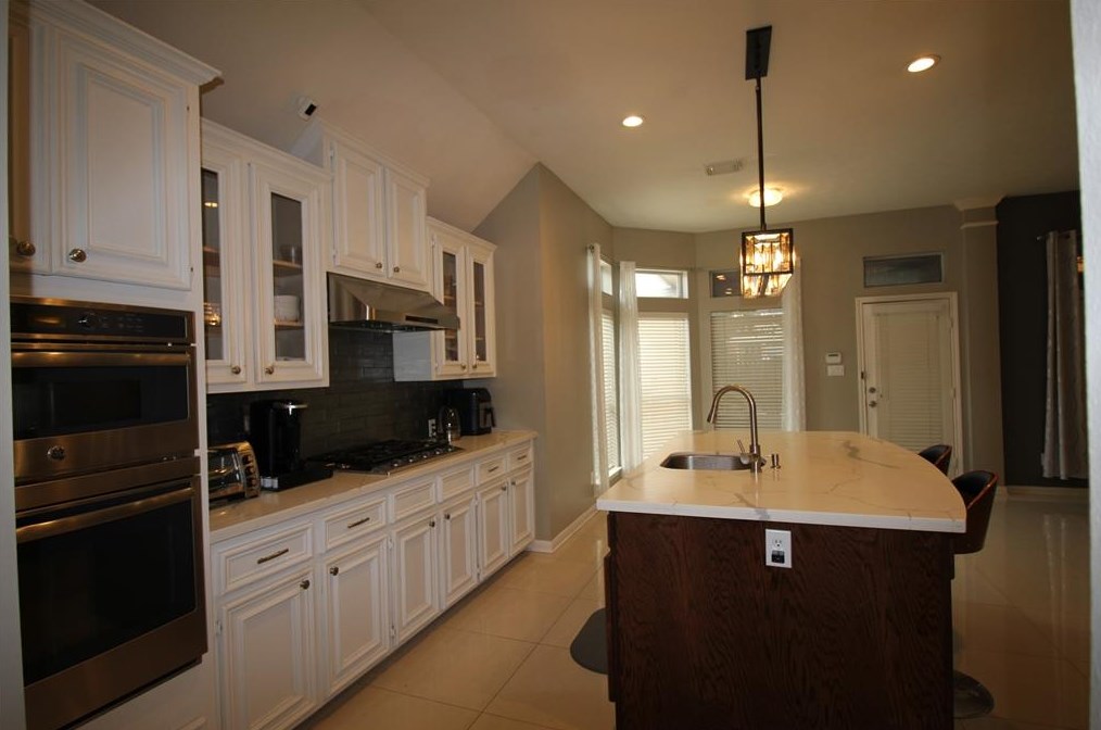 2506 Hampton Park Ln, Sugar Land TX  77479-1258 exterior