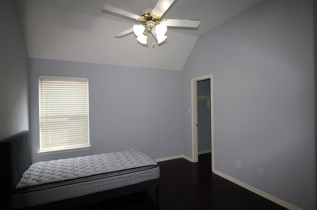 2506 Hampton Park Ln, Sugar Land TX  77479-1258 exterior