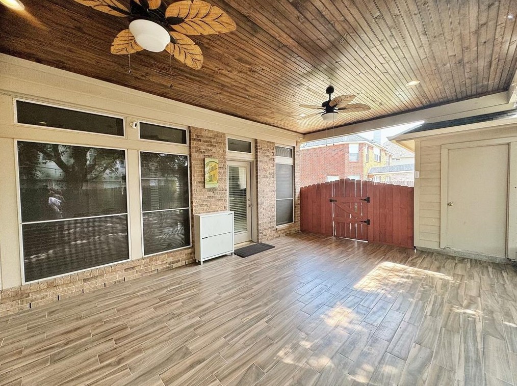 2506 Hampton Park Ln, Sugar Land TX  77479-1258 exterior