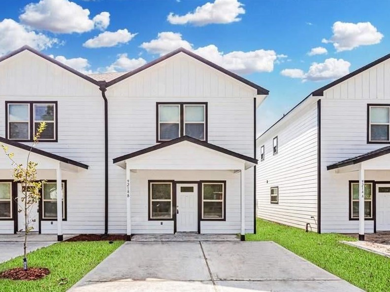 5225 E Houston Rd #a, Houston, TX 77028