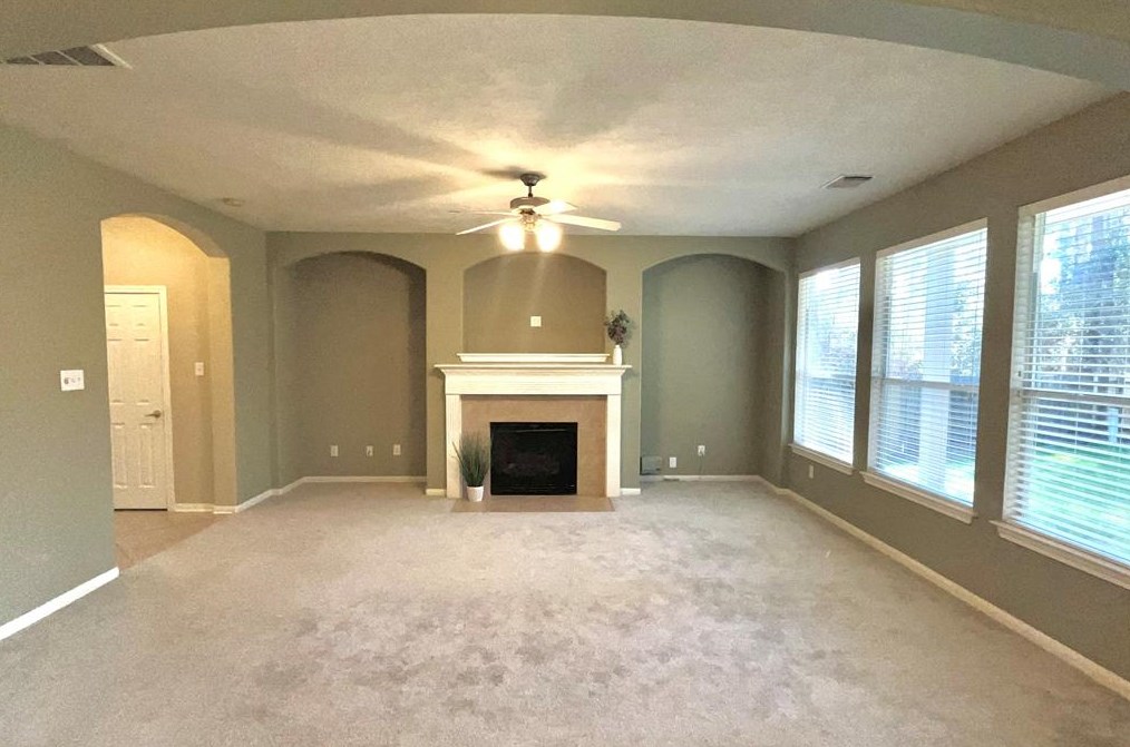 91 Benedict Canyon Loop, Spring TX  77382-5419 exterior