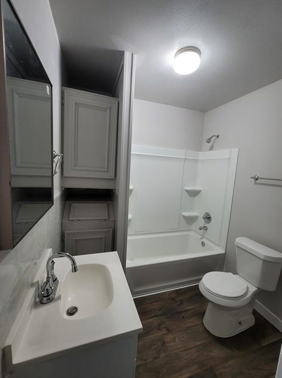 103 Bowie St, Baytown, TX 77520