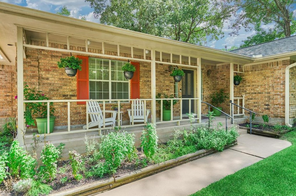 1809 Carriage Hills Blvd, Conroe, TX 77384