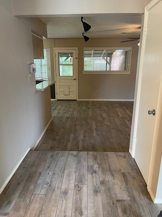 9703 Crestdale Cir, Houston, TX 77080
