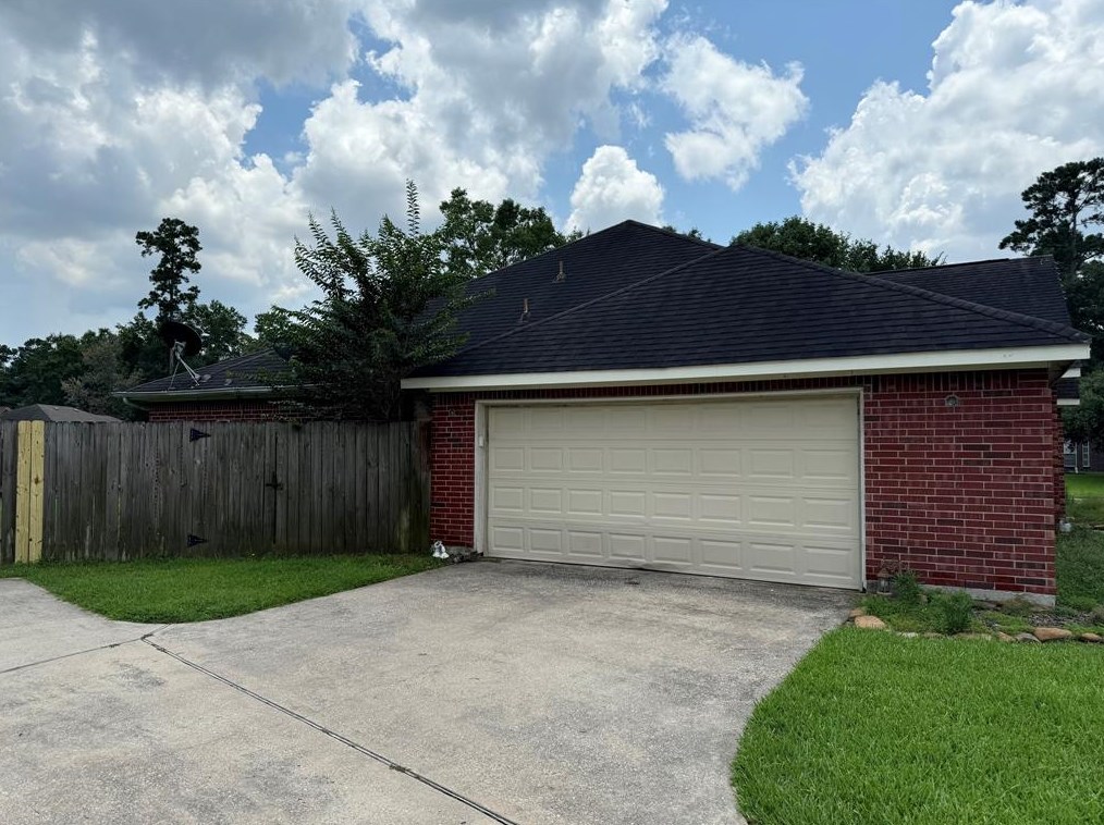16602 N Quadrant Ct, Crosby, TX 77532