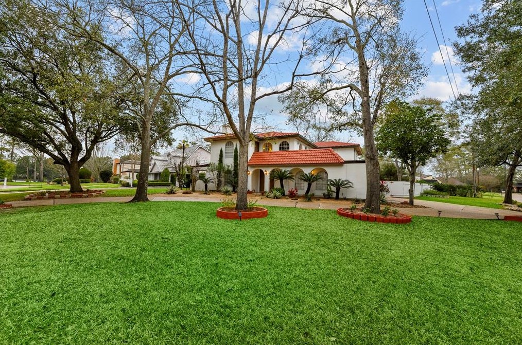 13102 Lookout Mountain Ct, Houston, TX 77069