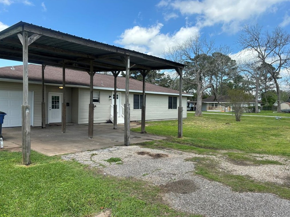 105 Cornelia St, Sugar Valley, TX 77480