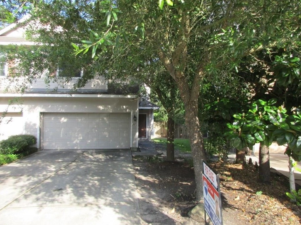 38 E Stedhill Loop, Conroe, TX 77384