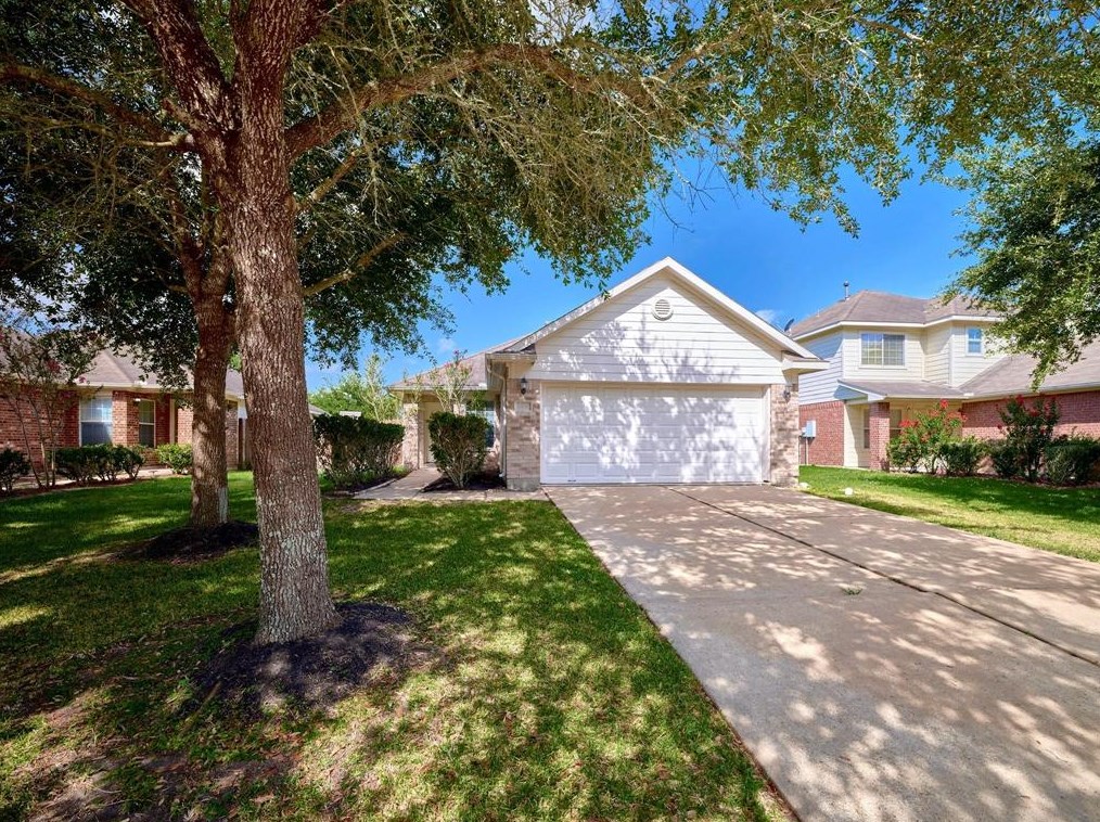 6506 Haven Forest Ln, Richmond TX  77469-5735 exterior