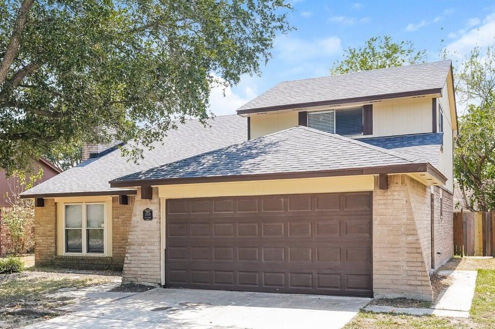 11919 Fallbrook Dr, Houston, TX 77065