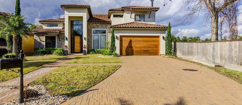 67 Lake Sterling Gate Dr, Spring TX  77379-7205 exterior