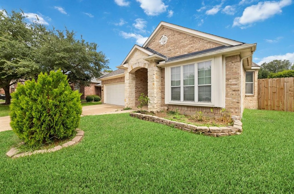 17206 Eden Falls Ct, Houston, TX 77095-4753