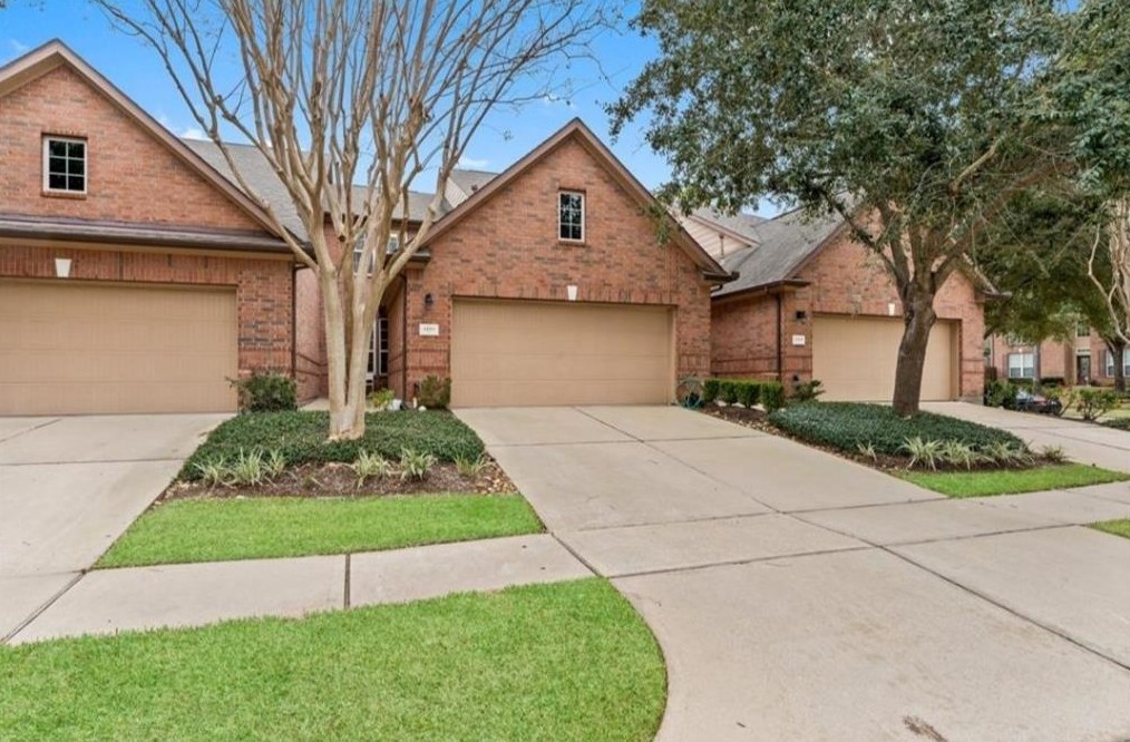 1151 Glenwood Canyon Ln, Houston, TX 77077-1056