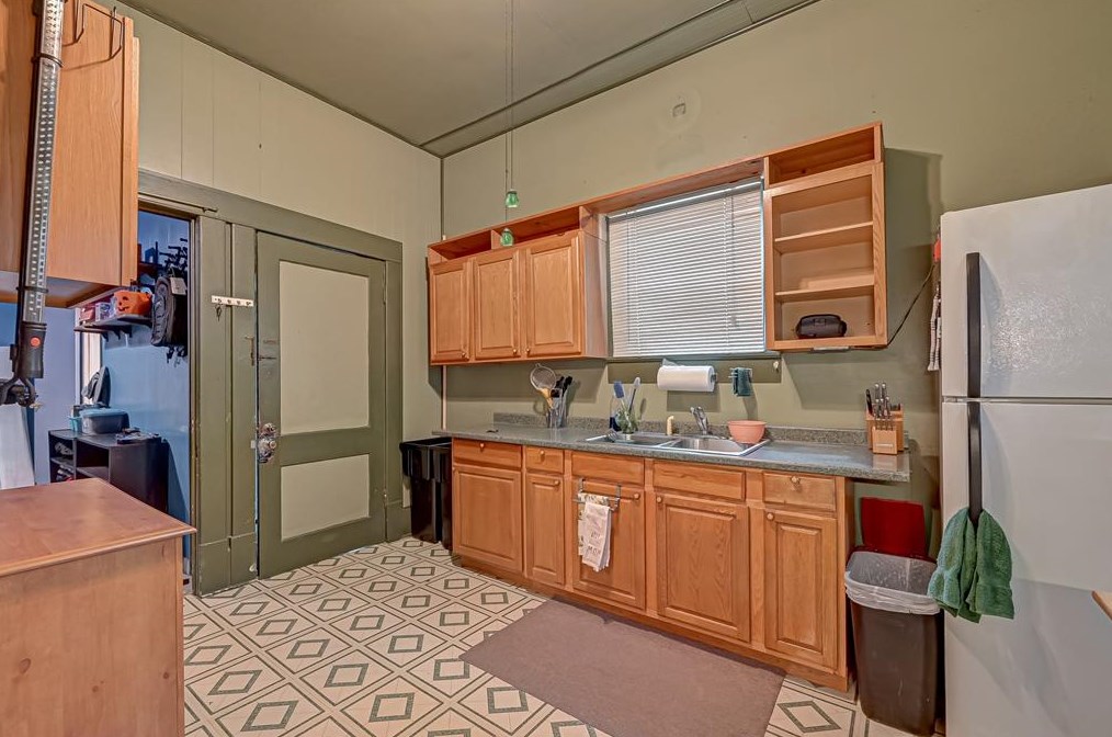305 Archer St, Houston TX  77009-4607 exterior