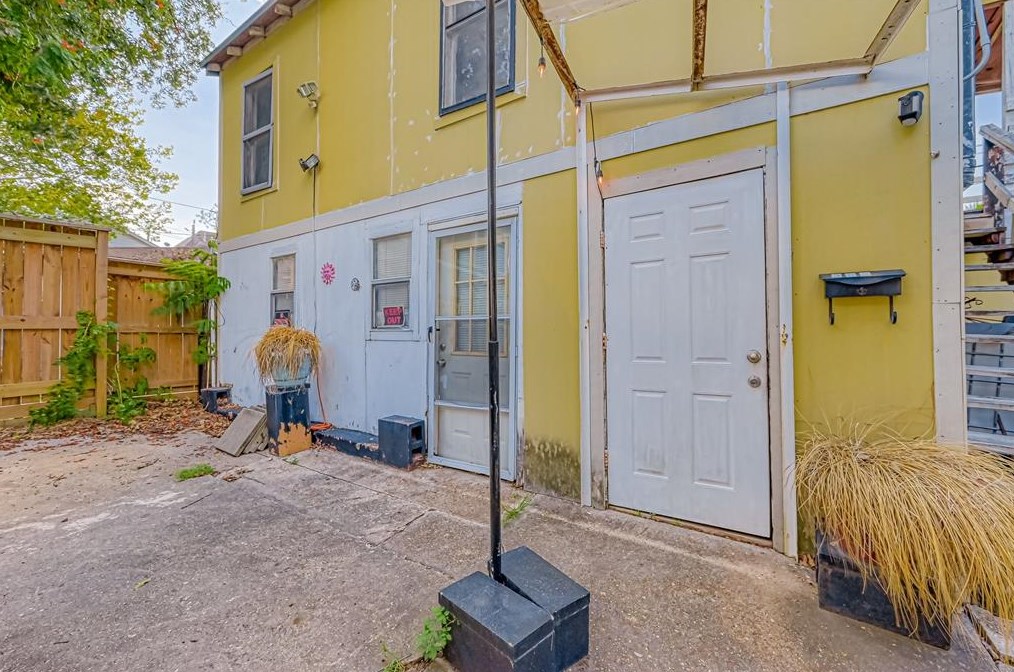 305 Archer St, Houston TX  77009-4607 exterior