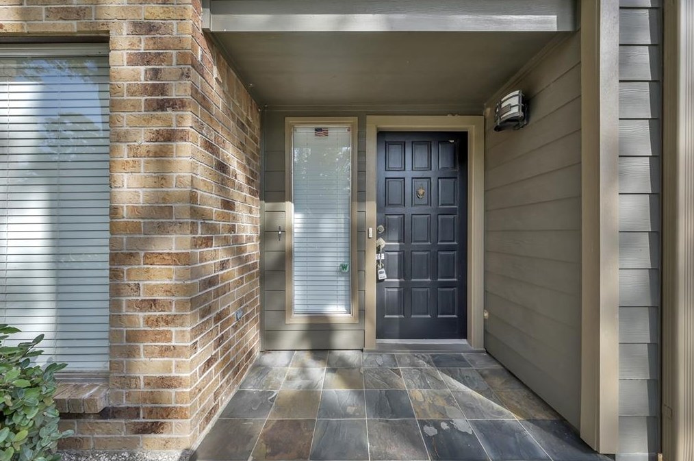 19 Rosedale Brook Ct, Spring TX  77381-2780 exterior
