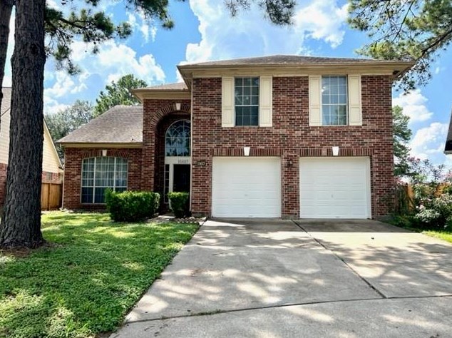 15627 Valley Creek Dr, Houston, TX 77095