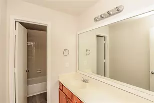 6127 Settlers Lake Cir E, Katy, TX 77449 - Photo 16