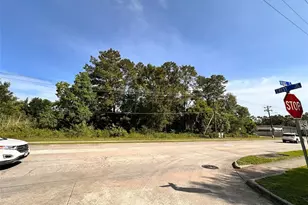 0 Crest Dr, Dickinson, TX 77539 - Photo 1