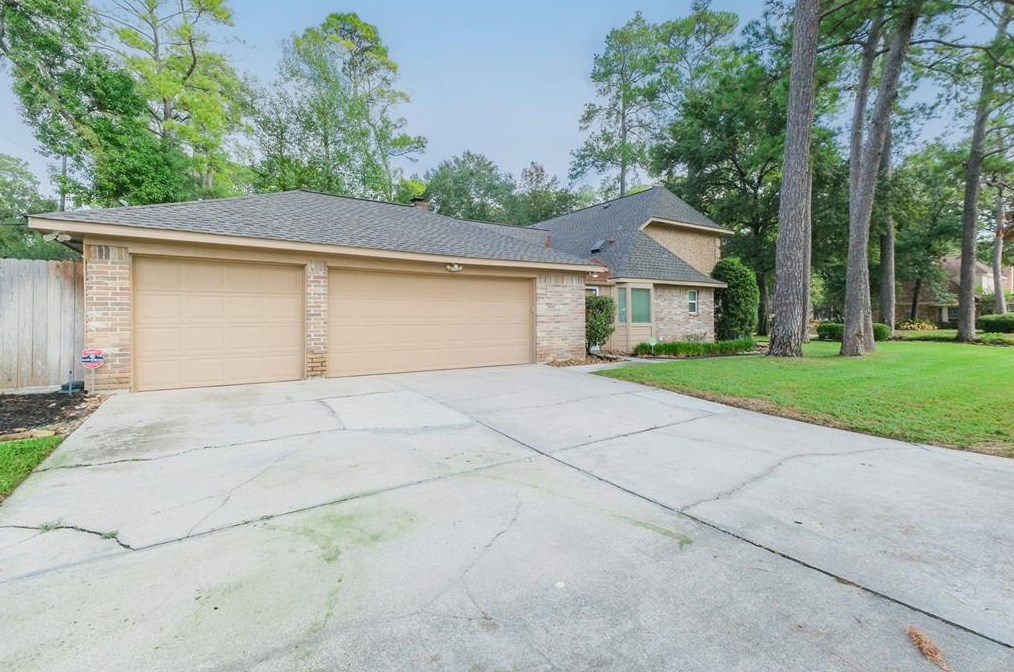 13215 Sea Island Dr, Houston, TX 77069-3217
