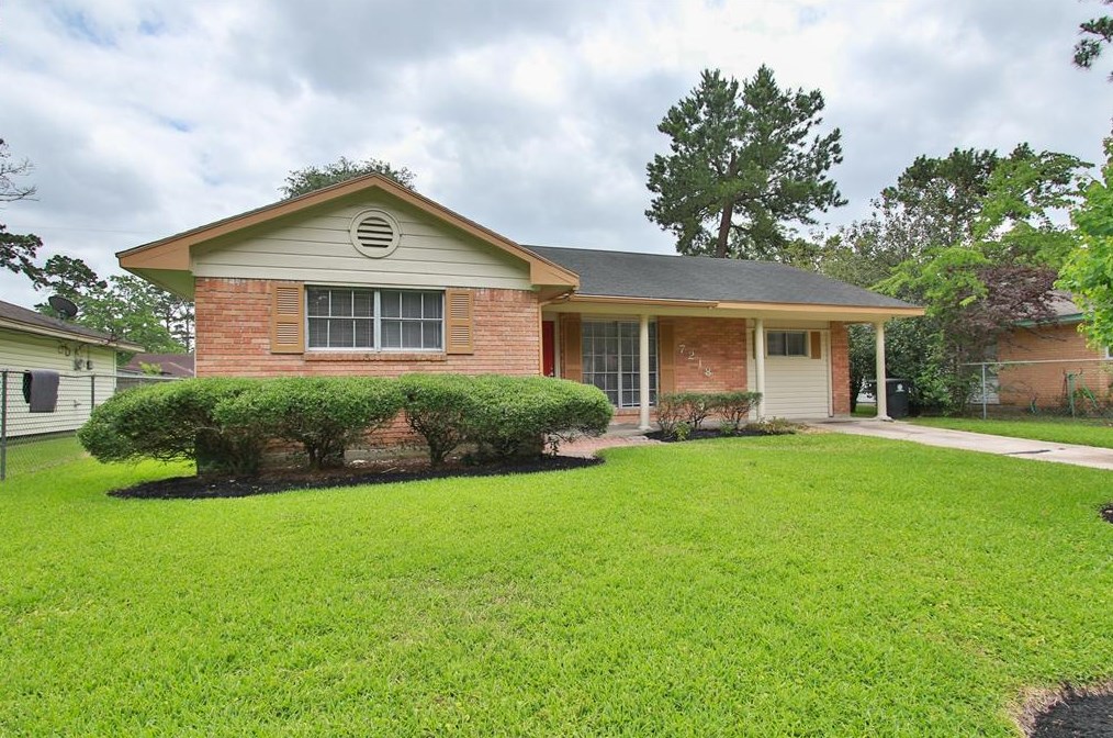 7218 Colton St, Houston, TX 77016