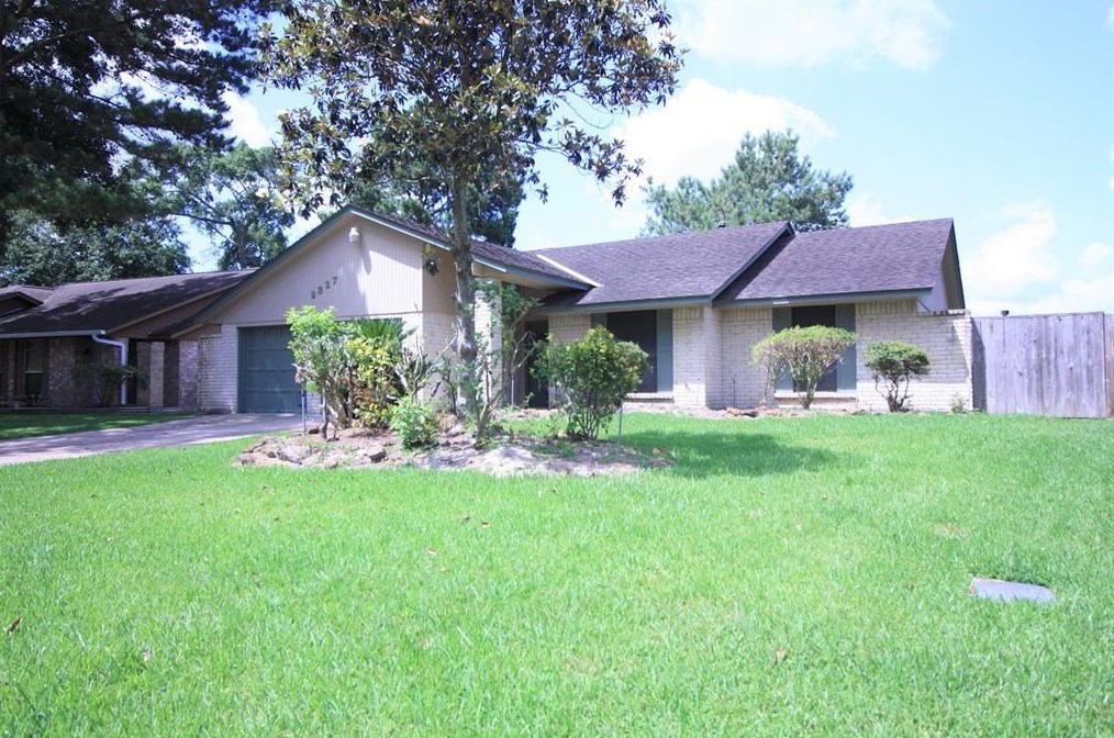 2327 Shadbury Ct, Humble, TX 77339