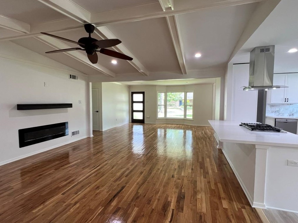 6822 Hartland St, Houston, TX 77055