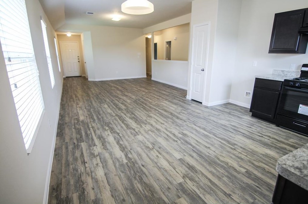 5431 Plantation Forest Dr, Katy TX  77449 exterior