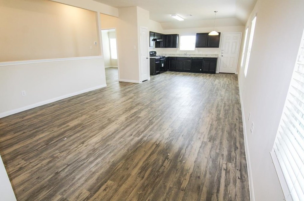 5431 Plantation Forest Dr, Katy TX  77449 exterior