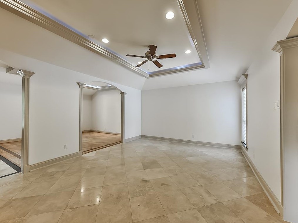 5238 Ariel St, Houston, TX 77096
