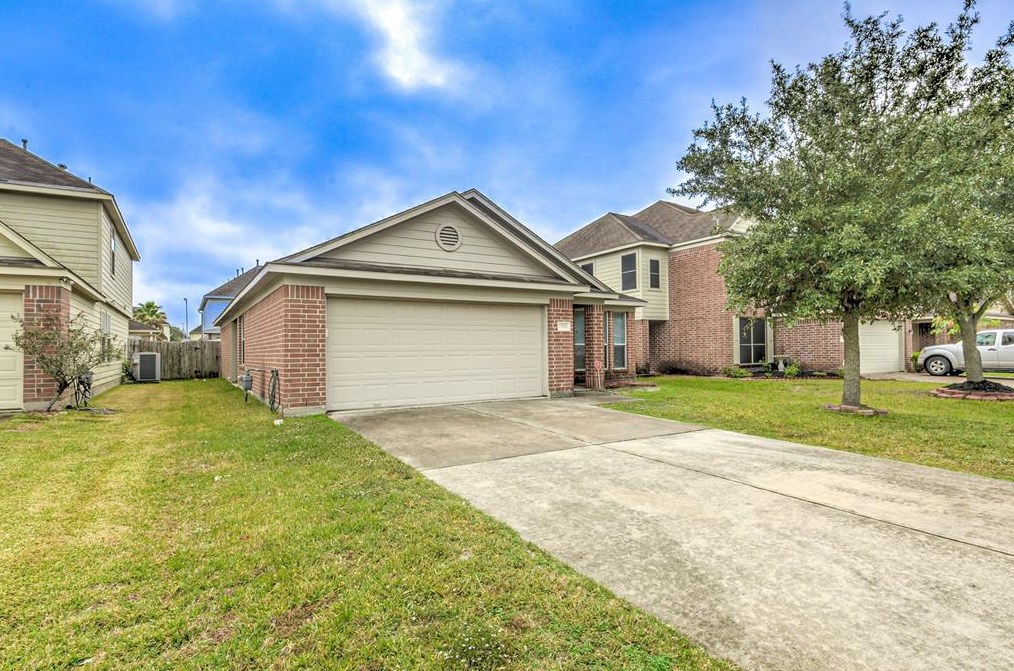 19511 Swan Valley Dr, Cypress TX  77433-2329 exterior