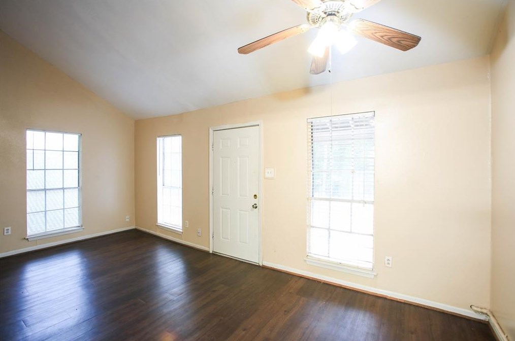 9413 Grannis St, Houston TX  77075-1701 exterior