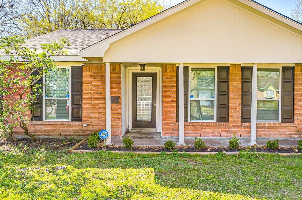 11918 Ashcroft Dr, Houston, TX 77035-4226