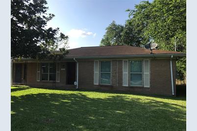 721 Coen Road - Photo 1