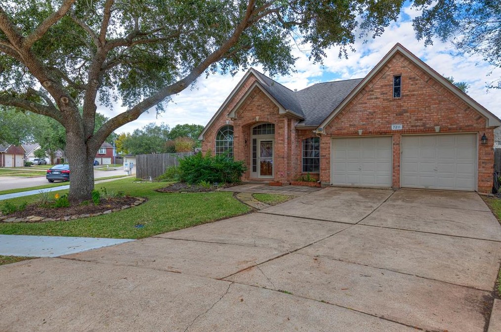 7211 Colony Bend Ln, Missouri City, TX 77459-4140