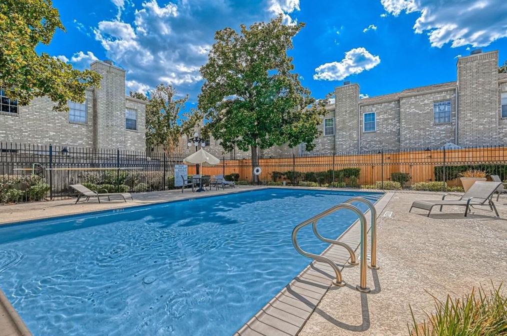 3780 Tanglewilde St, Houston TX  77063-5154 exterior
