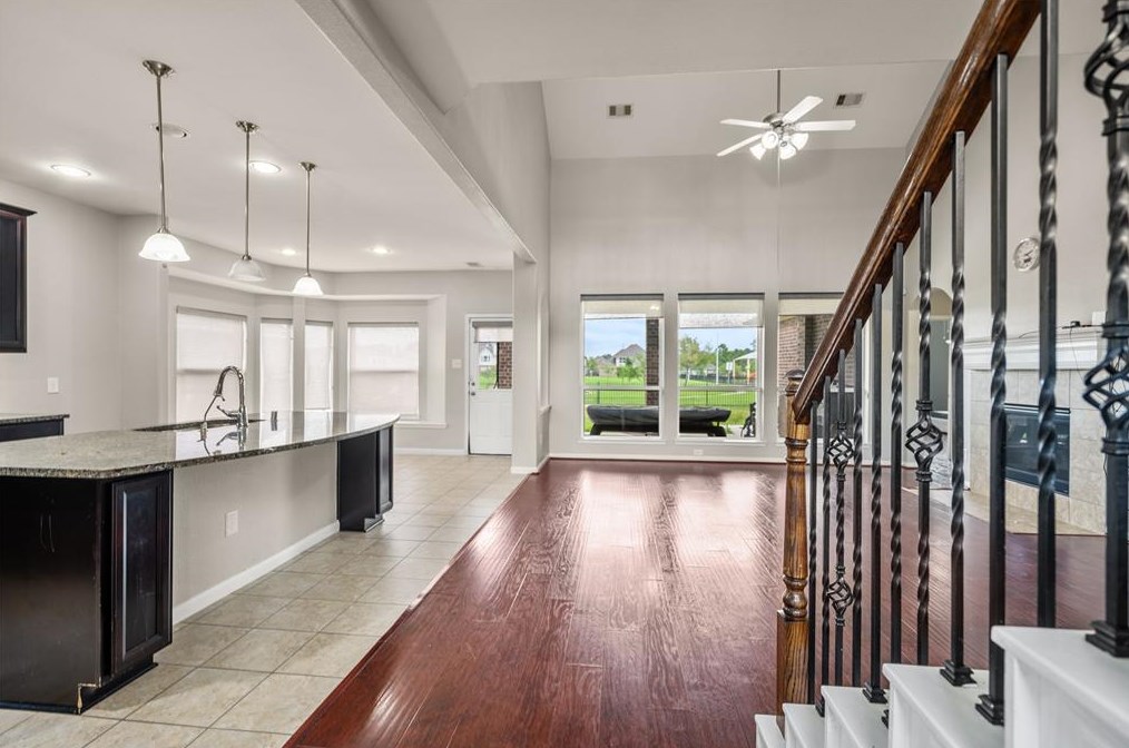 17214 Elverson Oaks Dr, Tomball, TX 77377