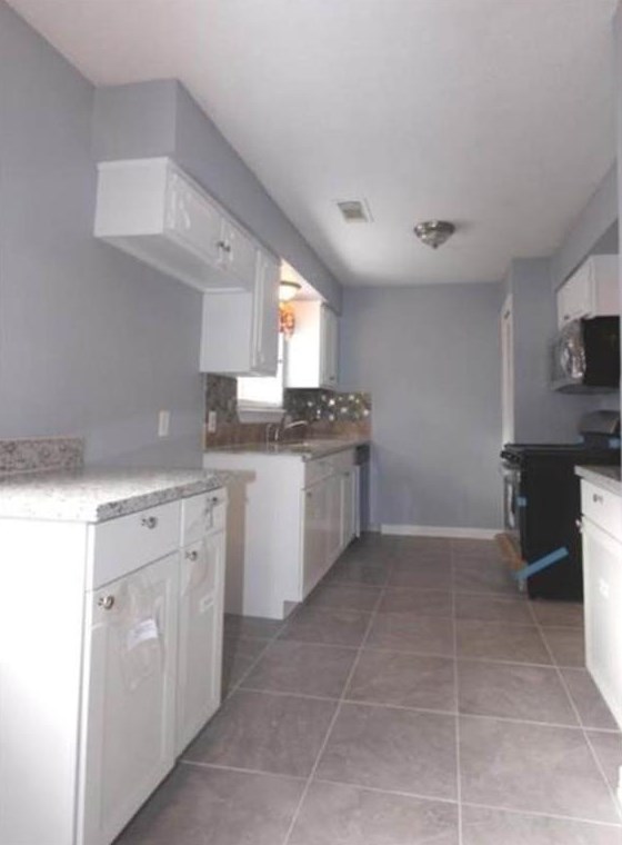 11207 Sageview Dr, Houston TX  77089-4611 exterior