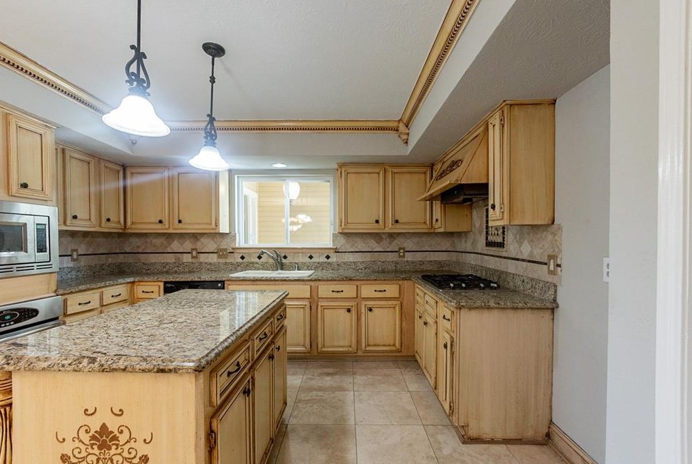 3234 Knl West Dr, Houston TX  77082-3648 exterior