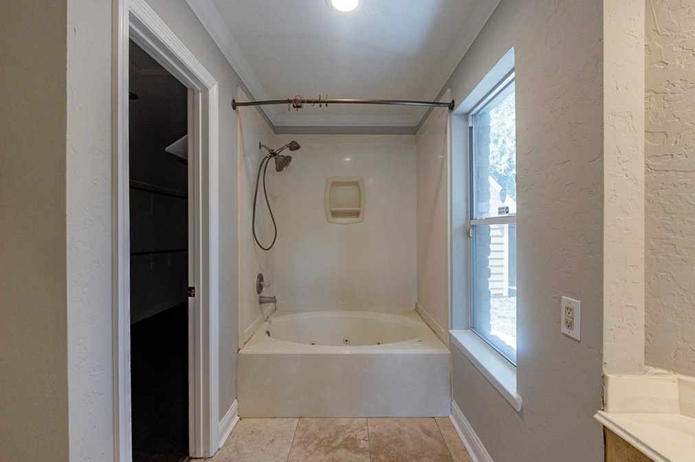 3234 Knl West Dr, Houston TX  77082-3648 exterior