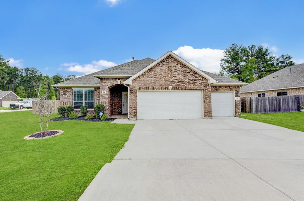 84 Linnwood Dr, Roman Forest, TX 77357