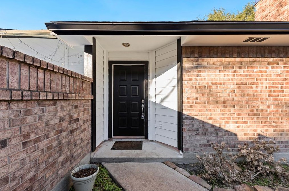 1542 Ainsdale Dr, Houston, TX 77077