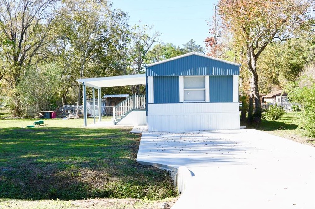 11207 Clearfield Dr, Houston, TX 77044