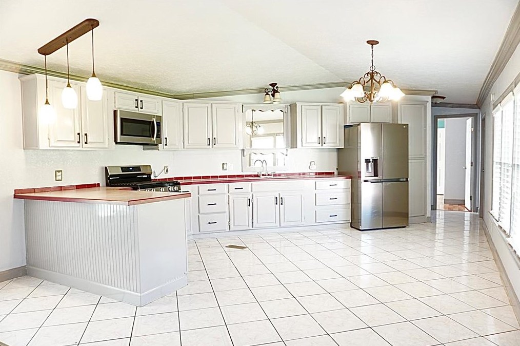 11207 Clearfield Dr, Houston TX  77044-5817 exterior