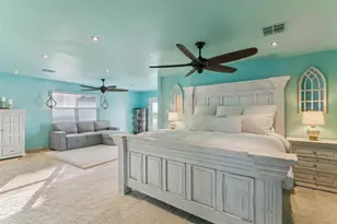 1022 Long Reach Dr, Tiki Island, TX 77554 - Photo 20