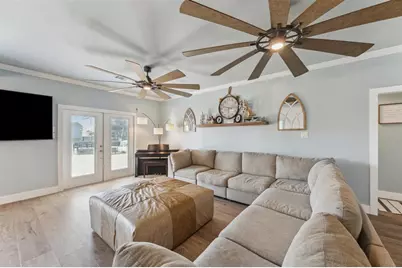 1022 Long Reach Drive, Tiki Island, TX 77554 - Photo 30