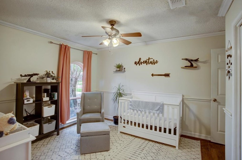 858 Silverpines Rd, Houston TX  77062-5614 exterior